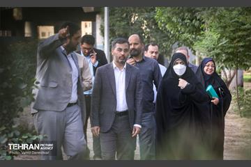 بازدید نرگس معدنی پور از منطقه 17