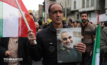 مراسم تشییع شهیده فائزه رحیمی 31