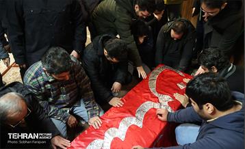 تشییع پیکر خبرنگار فقید مهدی علیرضایی 41