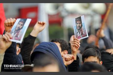 تشییع پیکر ۲۰۰ شهید گمنام دفاع مقدس در تهران 2