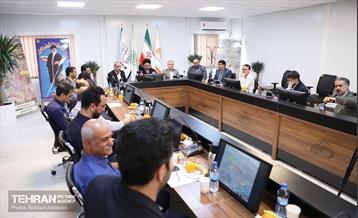 بازدید عضو شورای شهر از پروژه بزرگراه شهید شوشتری 14