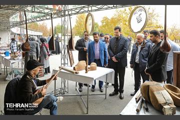 پنجمین جشنواره خرمالوی کن 32