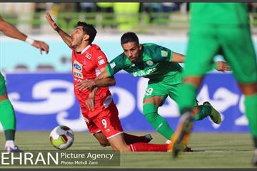 دیدار تیم های ذوب آهن و پرسپولیس 23