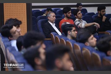 دیدار شهردار تهران با دانشجویان دانشگاه تربیت دبیر شهید رجایی 15