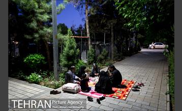 افطاری ساده در گلزار شهدا 12