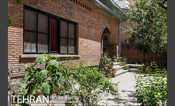 خانه موزه سیمین و جلال 19