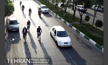 پویش سه شنبه های بدون خودرو در منطقه 8