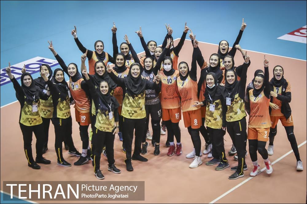 قهرمانی زود هنگام والیبال زنان سایپا تهران 9