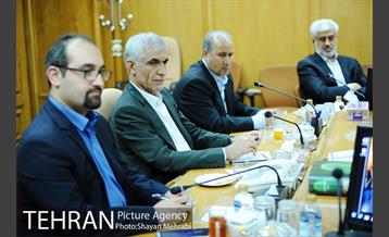 دیدار اعضای فدراسیون فوتبال با شهردار تهران 28