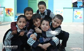 به وقت خدمت؛ مرکز «پویا شهر منطقه 19» ویژه کودکان کار 5