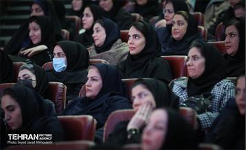 مراسم افتتاحیه پروژه‌های توسعه و بهسازی زیرساخت‌های کارآفرینی، توانمندسازی و فراغتی بانوان شهر تهران 20