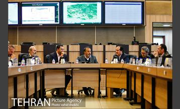 بازدید اعضای کمیسیون عمران مجلس از ستاد فرماندهی و مدیریت بحران شهرداری 9