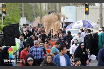 خدمات‌رسانی شهرداری تهران در نماز عید فطر مصلی تهران 24