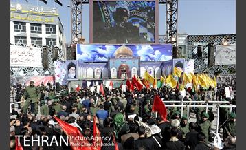 تشییع پیکر مطهر شهید محسن حججی 9