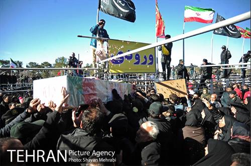 تشییع شهدای آتش نشان با حضور مردم در بهشت زهرا(س)  6