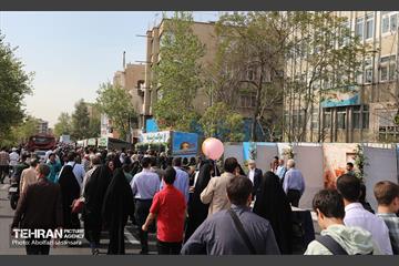 خدمت‌رسانی موکب زینبیه(س) منطقه ۸ در مصلای تهران 7