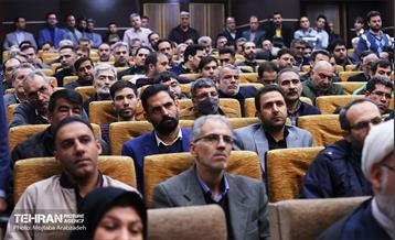 قرار خدمت؛ دیدار با کارکنان منطقه ۱۵ 16