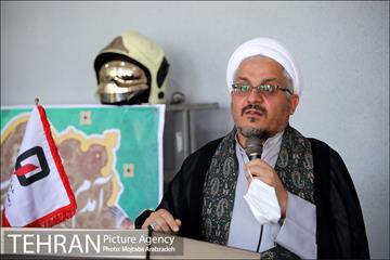 آیین پرچم گردانی حرم امام رضا در ایستگاه آتشنشانی 12
