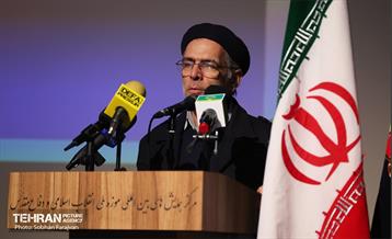 اختتامیه دومین کنگره شعر و داستان روایت پایداری 21