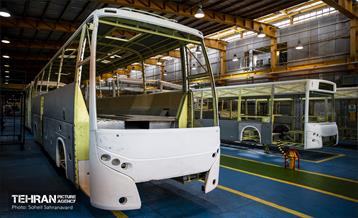 بازدید شهردار تهران از کارخانه خودروسازی «عقاب افشان» 20