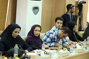نشست صمیمی معاون اجتماعی و فرهنگی شهرداری تهران با اصحاب رسانه 21