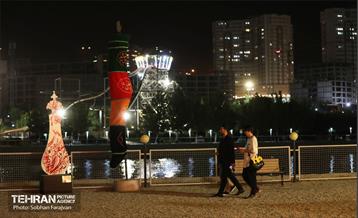 المان نوری بین الحرمین در دریاچه شهدای خلیج فارس  6