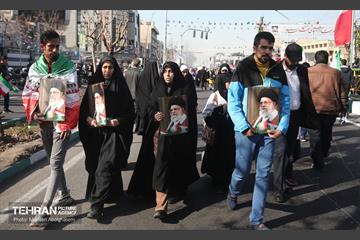 راهپیمایی ۲۲ بهمن در تهران - ۲ 29