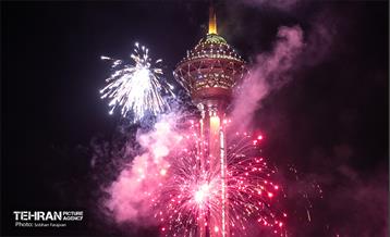 نورافشانی جشن ۲۲ بهمن 7