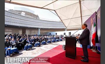 مراسم ساماندهی و احیای درختان چنار خیابان ولیعصر(عج) 16