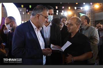 افطاری شهردار تهران با حضور خانواده شهدا 13