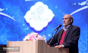 آیین تجلیل از برگزیدگان مناطق 22 گانه 37