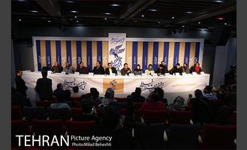 نشست خبری فیلم مردن در آب مطهر 14