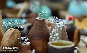 هفدهمین نمایشگاه زنان و تولید ملی 42