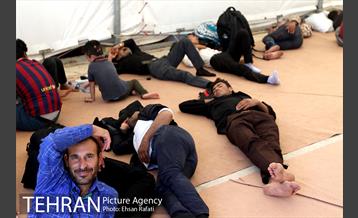 ارائه خدمات نیرو های خادم الحسین (ع) در مرز شلمچه  19