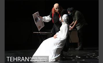 نمایش هملت‎ 6