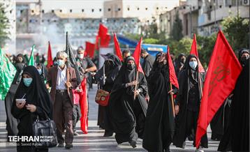 مراسم پیاده روی جاماندگان اربعین حسینی در تهران 7