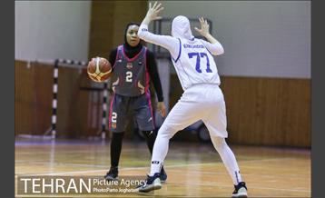 دیدار تیم های بسکتبال نارسینا و گروه بهمن 10