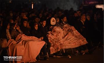 فیلم نمایش ۴۱۰ در برج میلاد 42