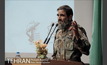 مراسم یادبود ایثارگران و شهدای حرم شهرداری تهران 15