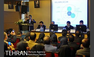 پنل اینترنت اشیا با حضور مهندس فرجود در هفتمین همایش سالانه بانکداری الکترونیک و نظام های پرداخت 4
