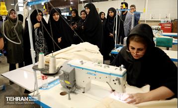 بازدید معاون امور زنان ریاست جمهوری از مرکز کارآفرینی کوثر 22