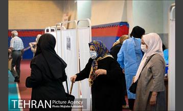 افتتاح سومین مرکز تزریق واکسیناسیون در محله کردستان 25