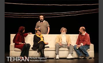 نمایش ایوانف‎ 8