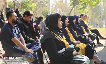 مراسم تقدیر و تکریم از پرستاران شاغل و همسران جانباز منطقه ۱۶ 23