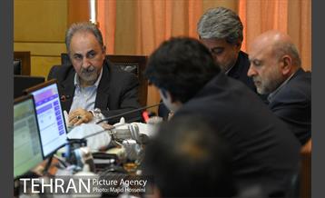 نشست کمیسیون عمران مجلس با حضور شهردار تهران 11