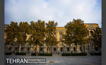 پاییز میدان مشق (سر در باغ ملی) 42