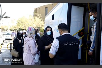 اتوبوس سیار واکسیناسیون منطقه 16
