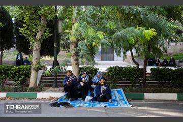 مراسم دعای عرفه دانشگاه تهران 11