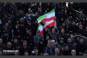 اجتماع مردم تهران در پی شهادت رهبر انقلاب - 1 13