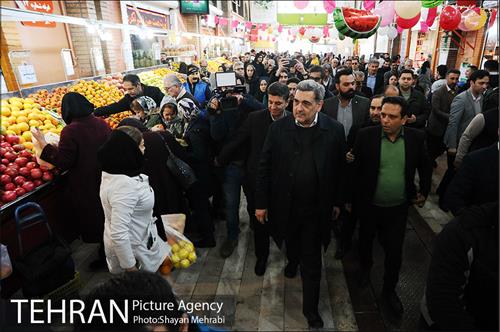 بازدید شهردار تهران از بازار میوه و تره بار جلال آل احمد 19